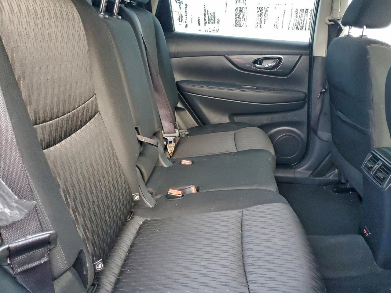 2019 NISSAN ROGUE S photo 21