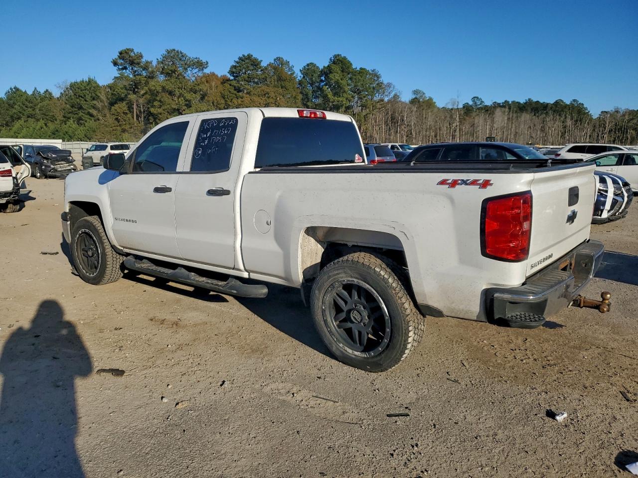 2014 CHEVROLET SILVERADO K1500 photo 2