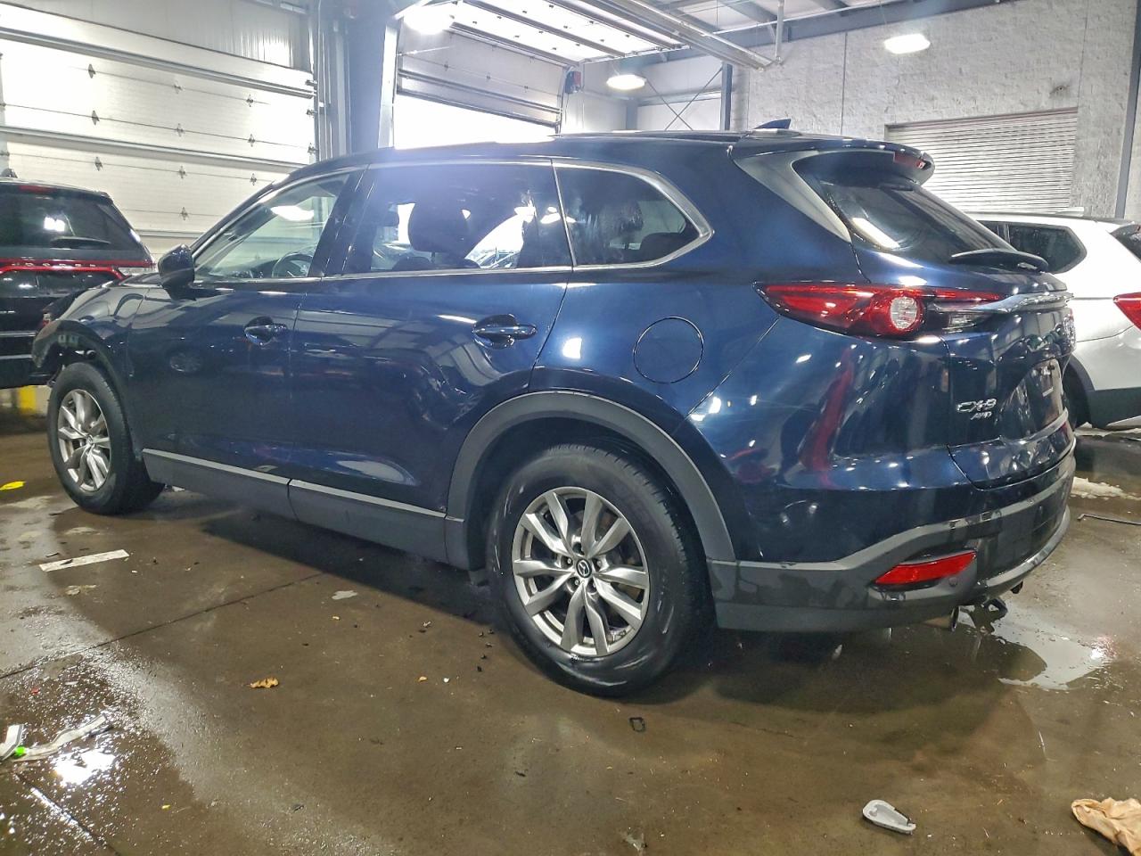 2018 MAZDA CX-9 TOURING photo 2