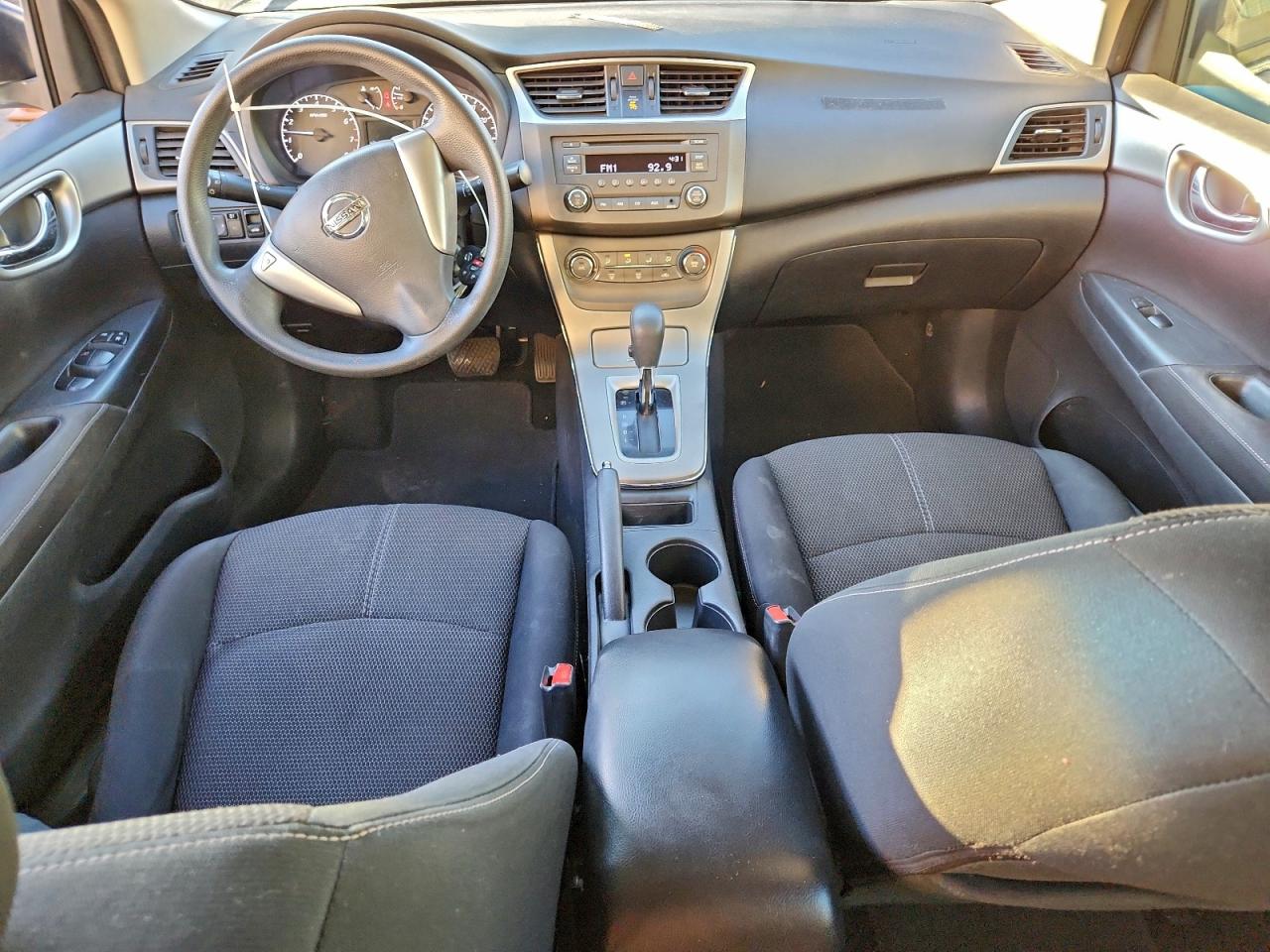 2014 NISSAN SENTRA S photo 8