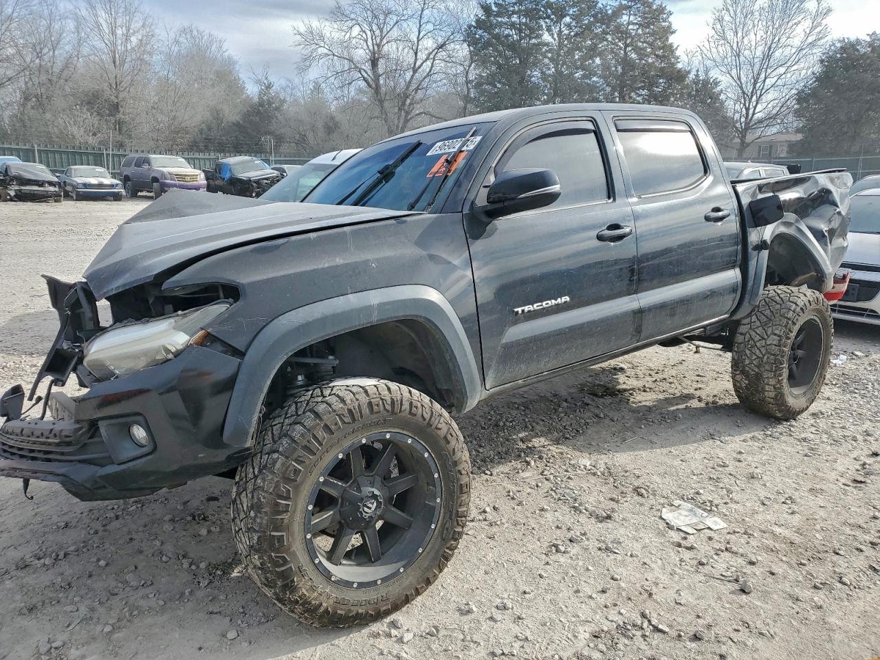 2017 TOYOTA TACOMA