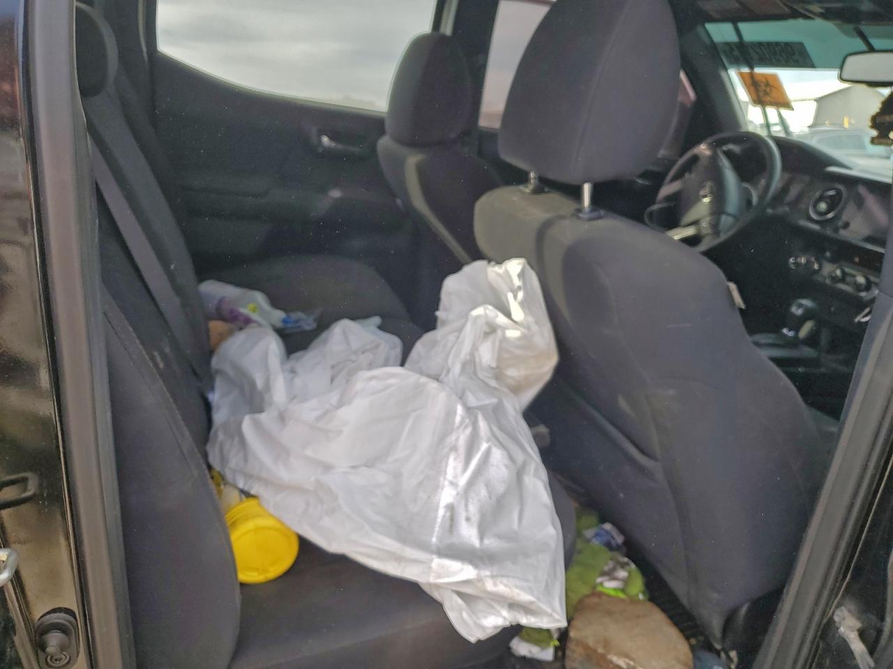 2017 TOYOTA TACOMA DOUBLE CAB photo 19