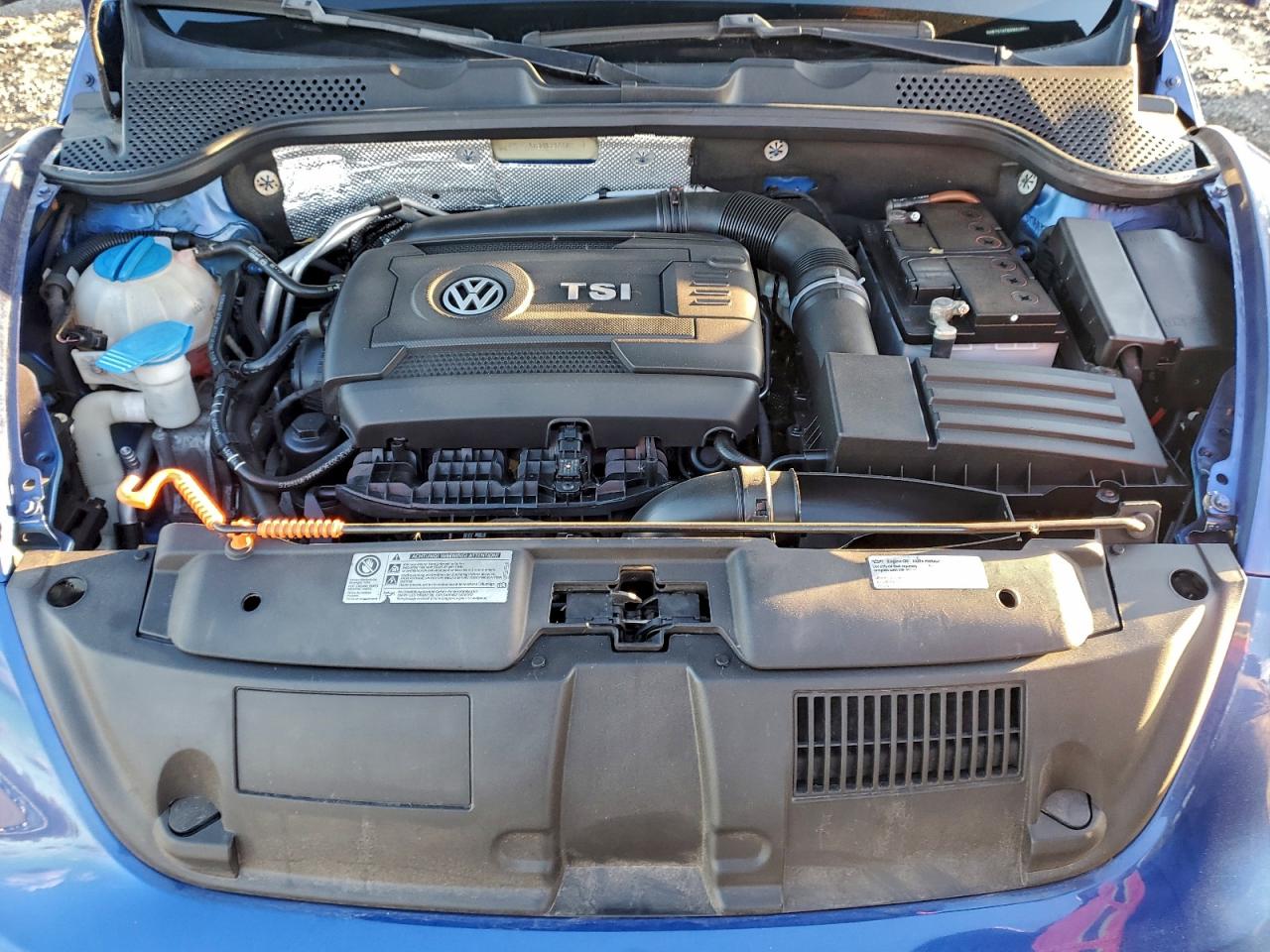 2013 VOLKSWAGEN BEETLE TURBO photo 21