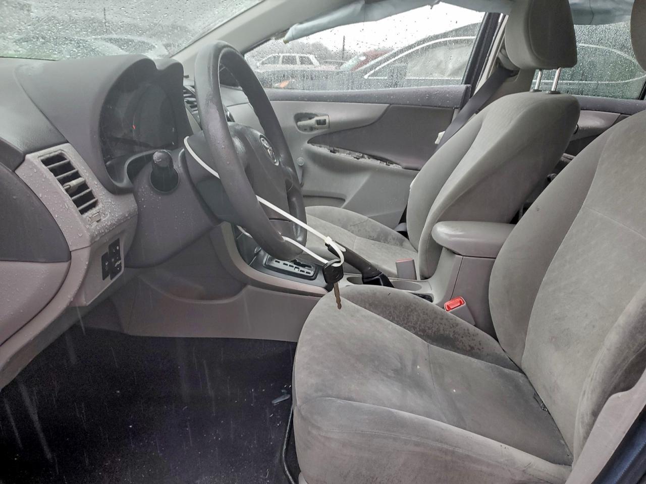 2010 TOYOTA COROLLA BASE photo 7