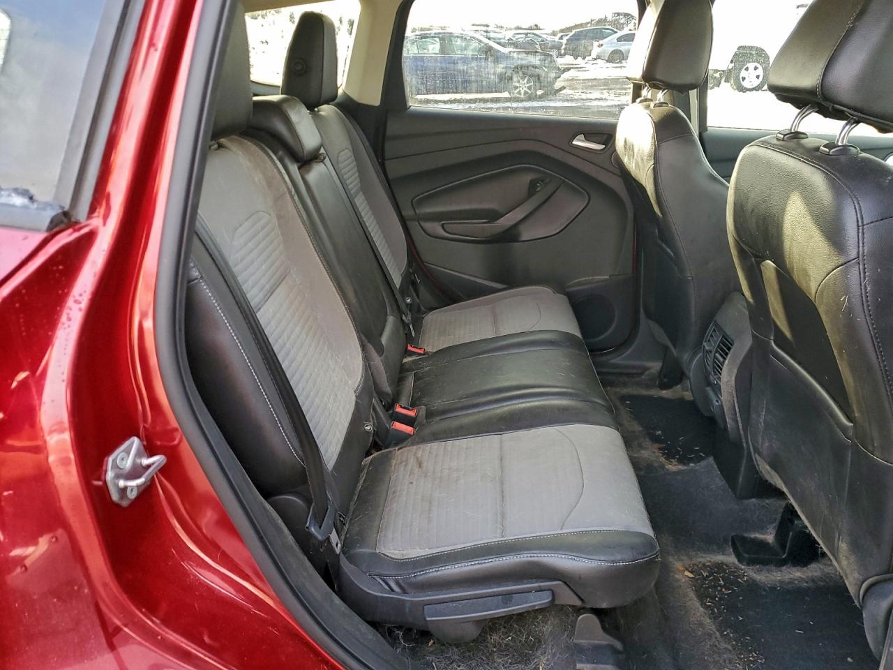 2017 FORD ESCAPE SE photo 11