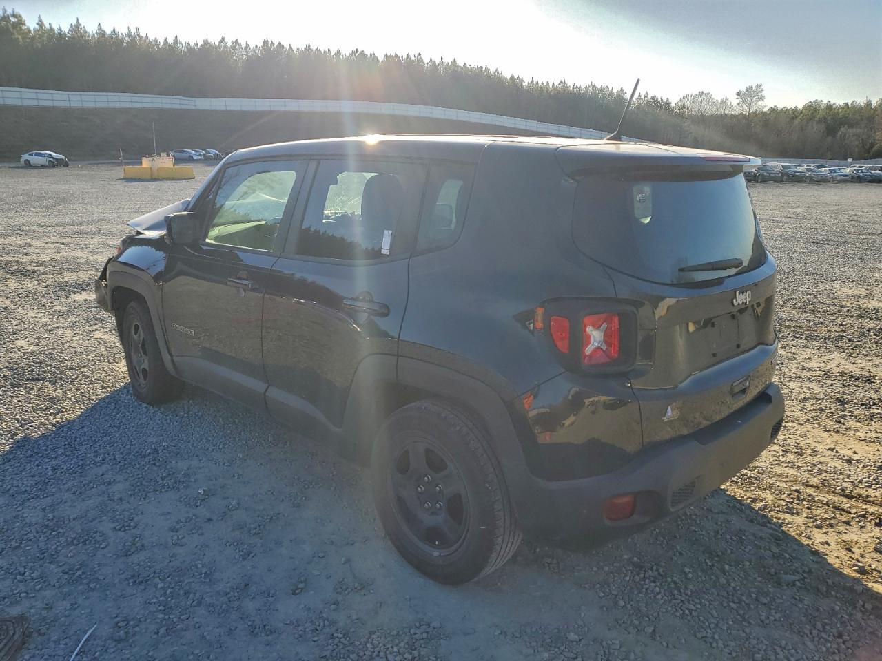 2019 JEEP RENEGADE SPORT photo 2