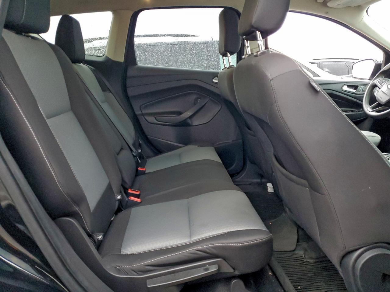 2018 FORD ESCAPE SE photo 10