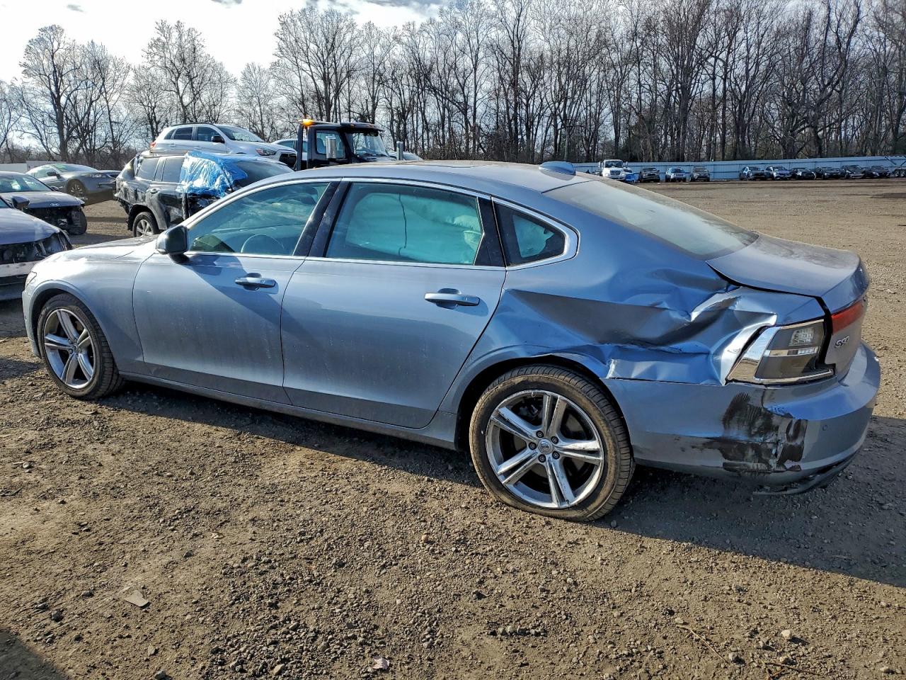 2018 VOLVO S90 T5 MOMENTUM photo 2