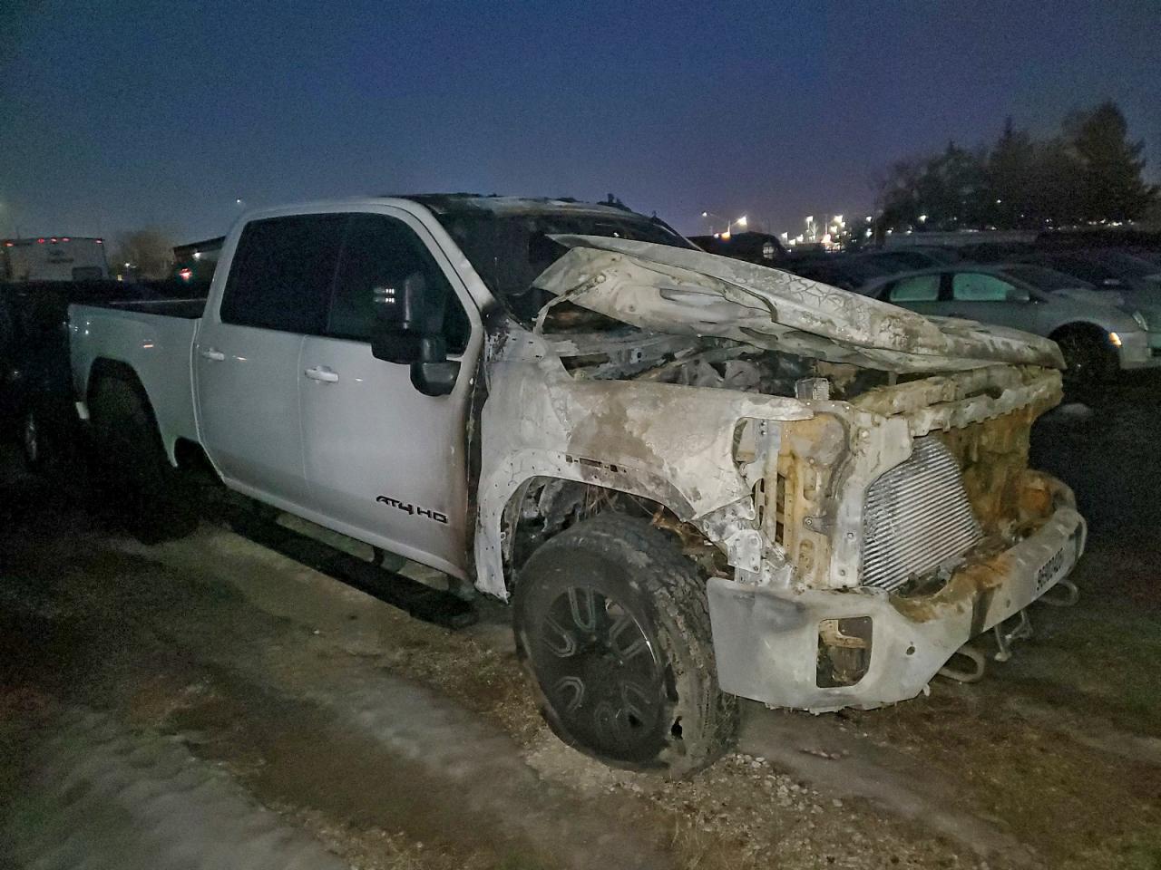 2020 GMC SIERRA K2500 AT4 photo 4