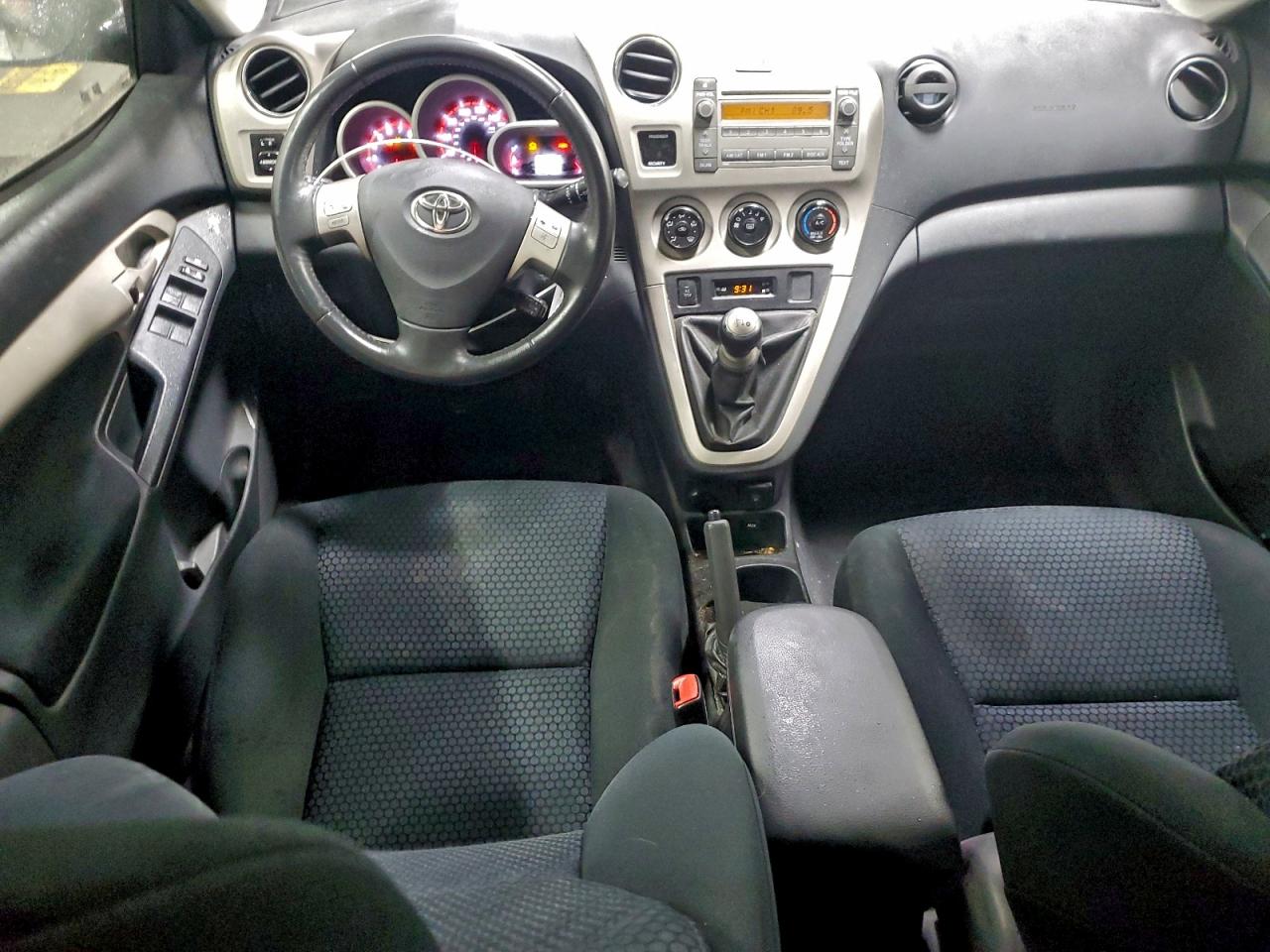 2010 TOYOTA COROLLA MATRIX XRS photo 8