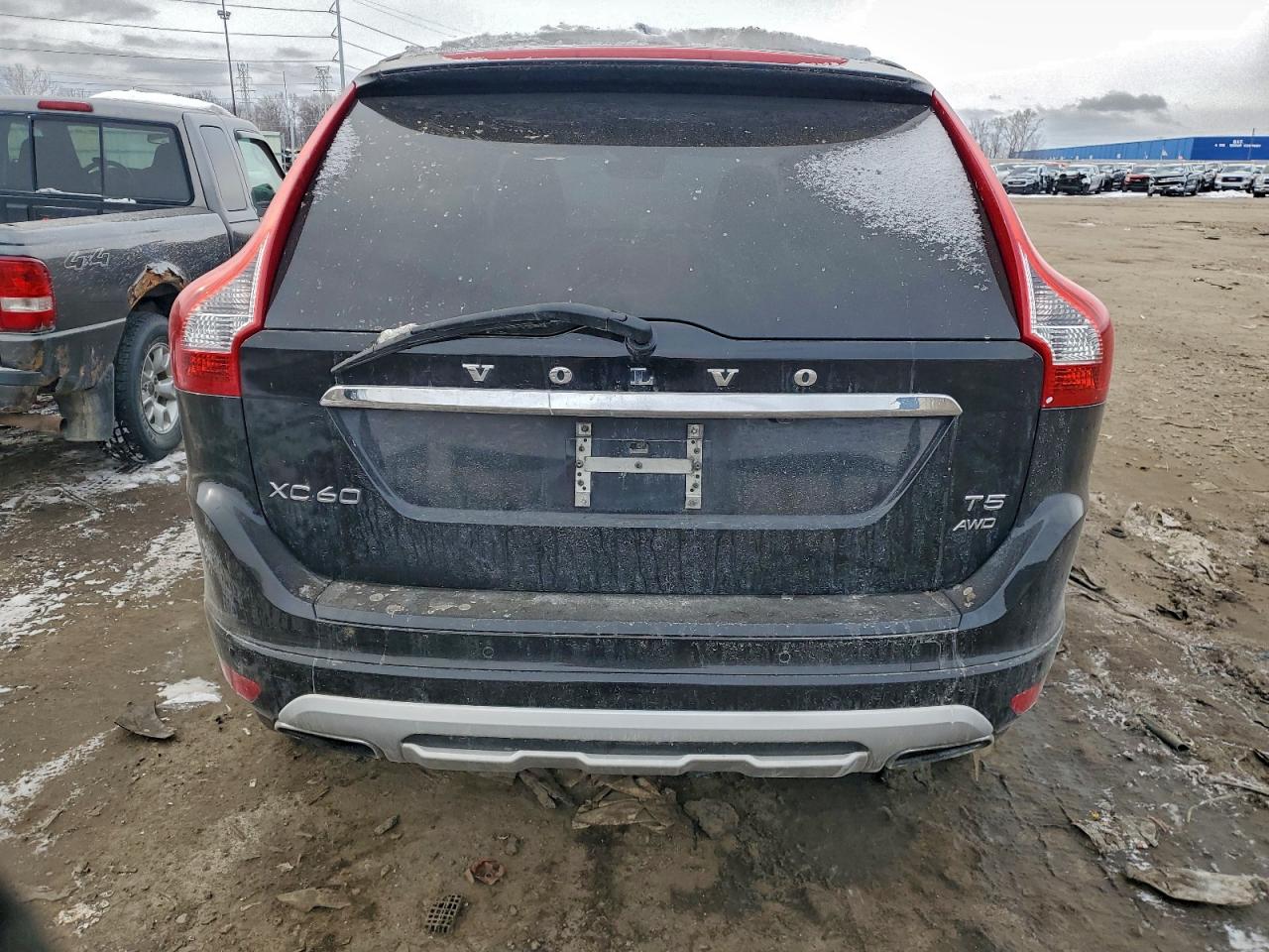 2017 VOLVO XC60 T5 DYNAMIC photo 11