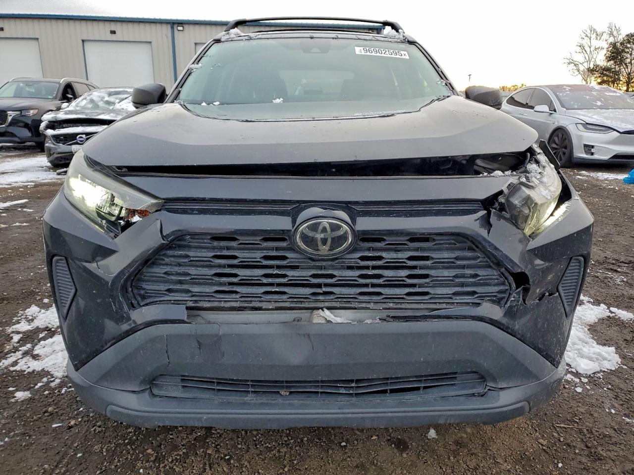 2019 TOYOTA RAV4 LE photo 5