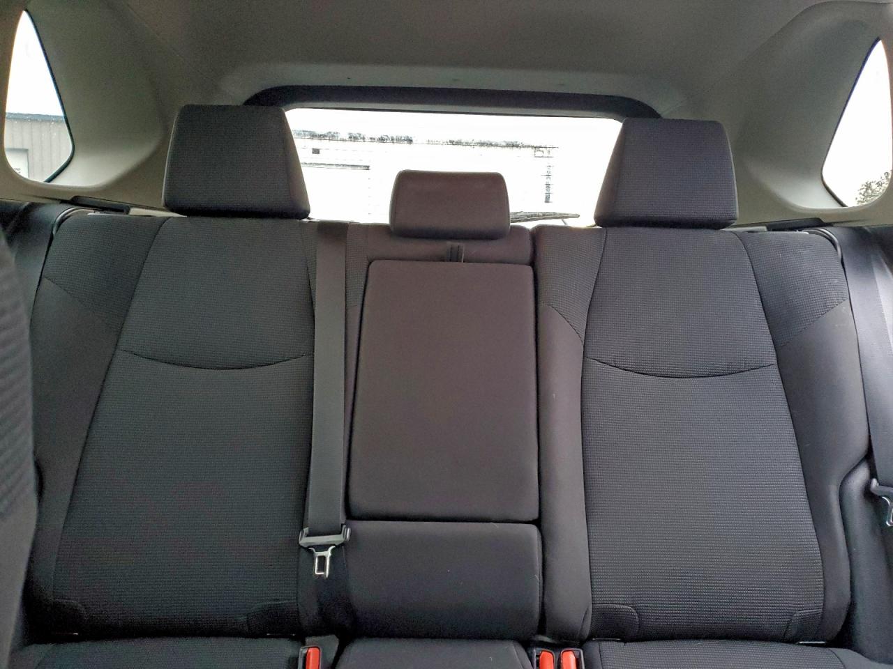 2019 TOYOTA RAV4 LE photo 10