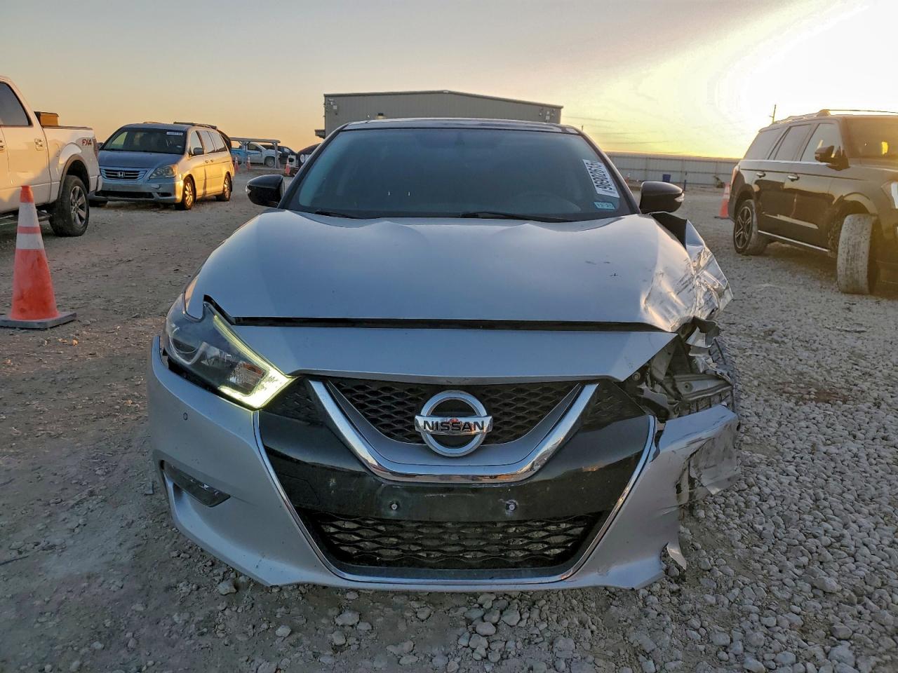 2017 NISSAN MAXIMA 3.5S photo 9