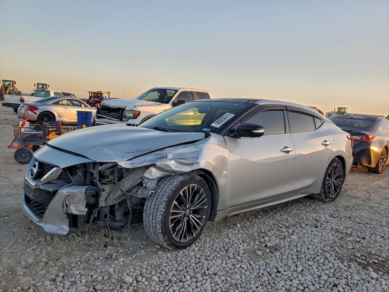 2017 NISSAN MAXIMA