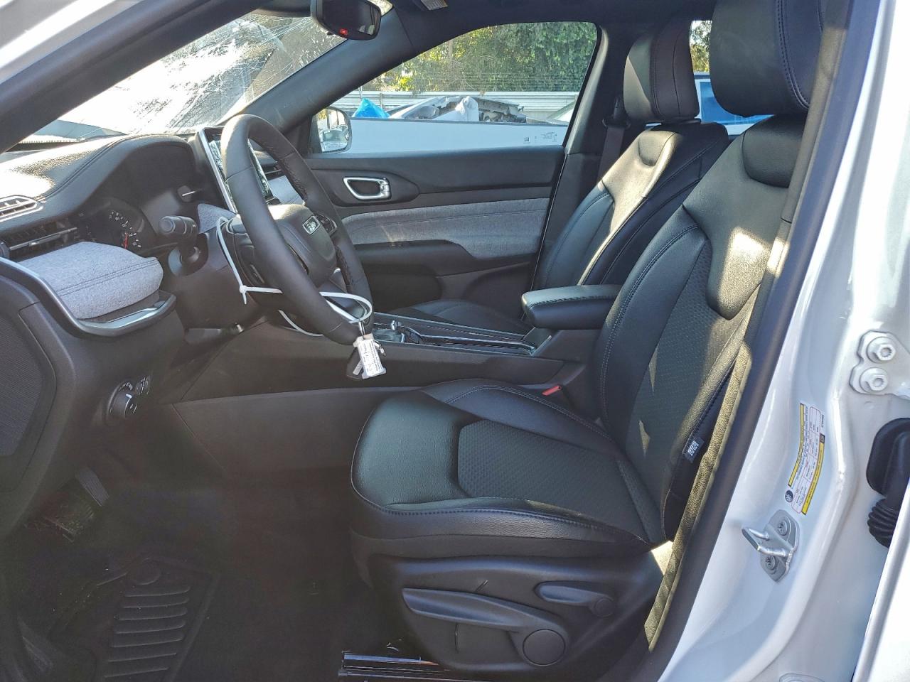 2025 JEEP COMPASS LATITUDE photo 7