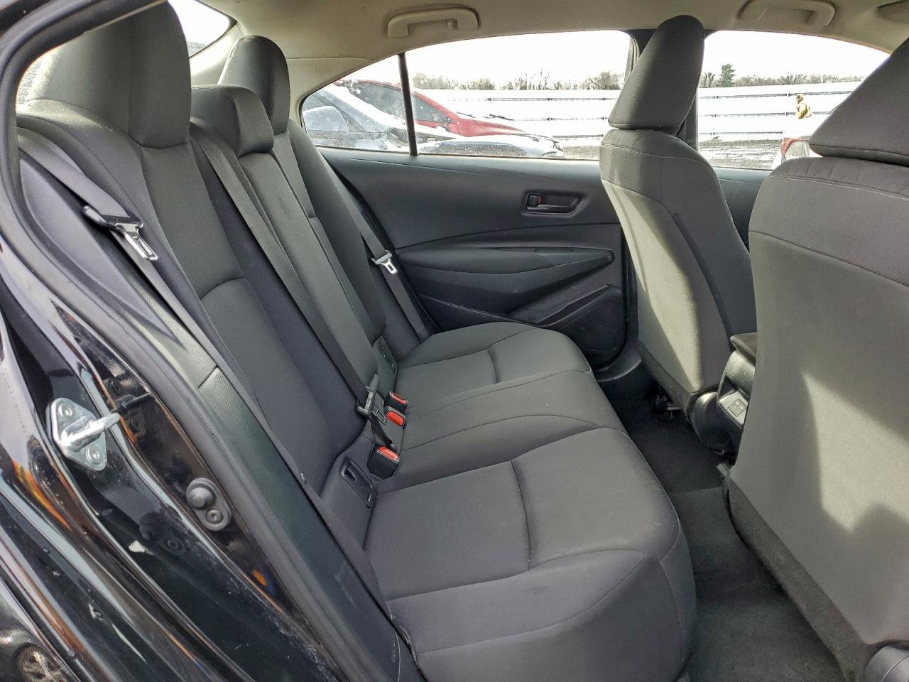 2023 TOYOTA COROLLA LE photo 37
