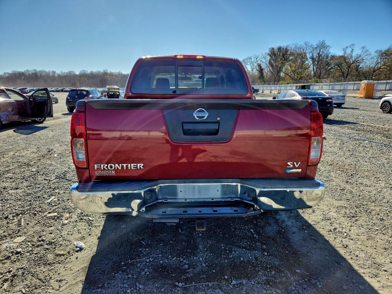 2018 NISSAN FRONTIER S photo 11