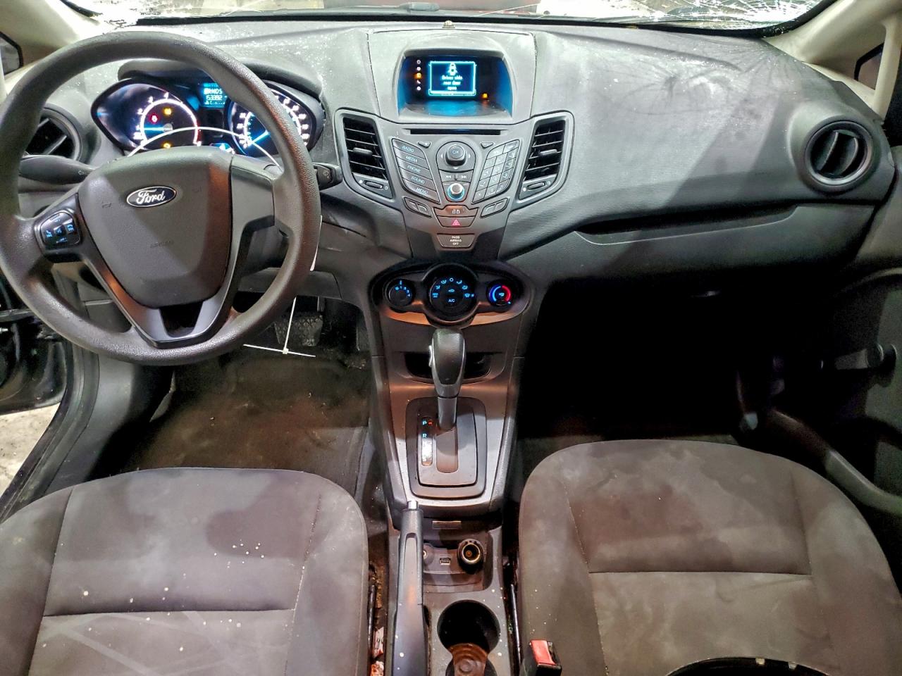 2015 FORD FIESTA S photo 15