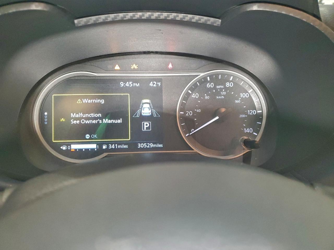 2024 NISSAN VERSA SV photo 9