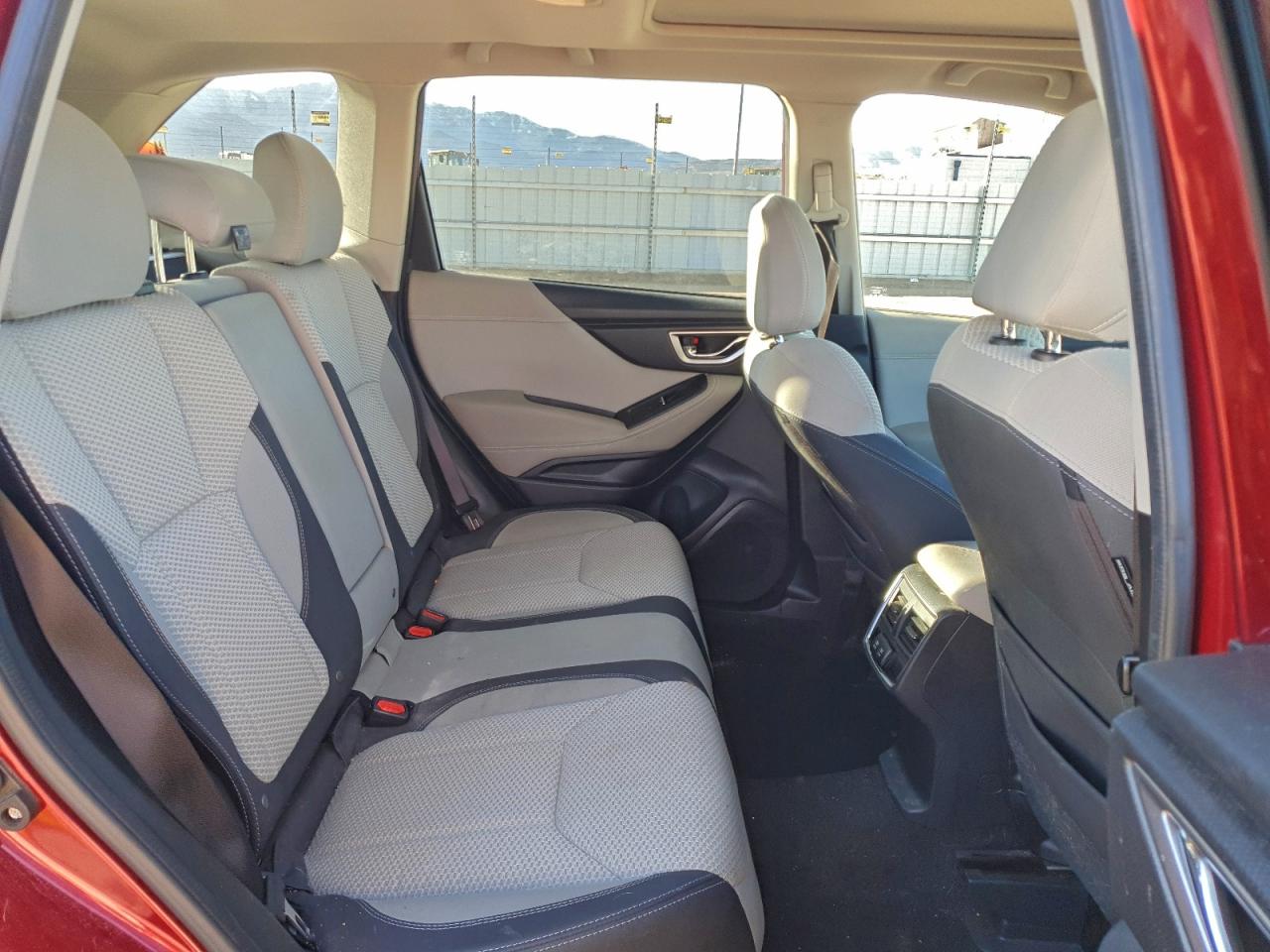 2019 SUBARU FORESTER PREMIUM photo 11