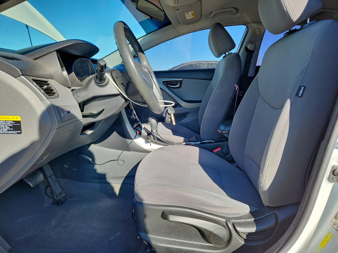 2014 HYUNDAI ELANTRA SE photo 7