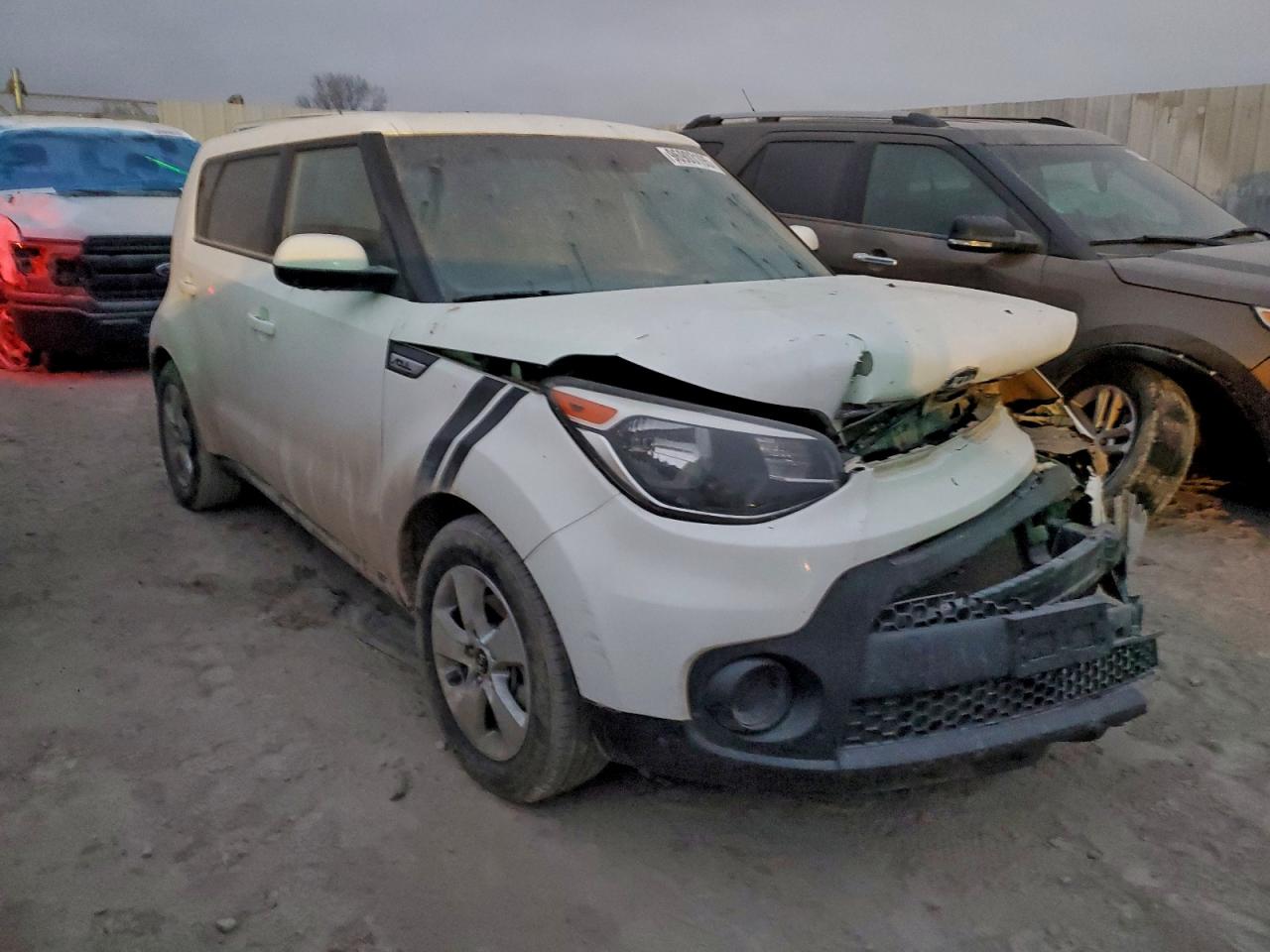 2017 KIA SOUL photo 4