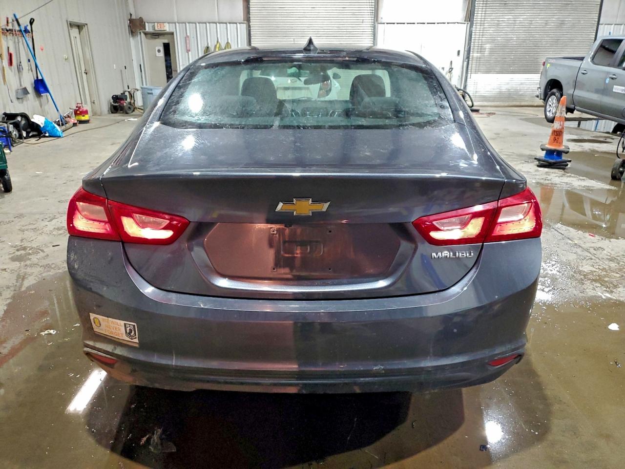 2018 CHEVROLET MALIBU LS photo 6