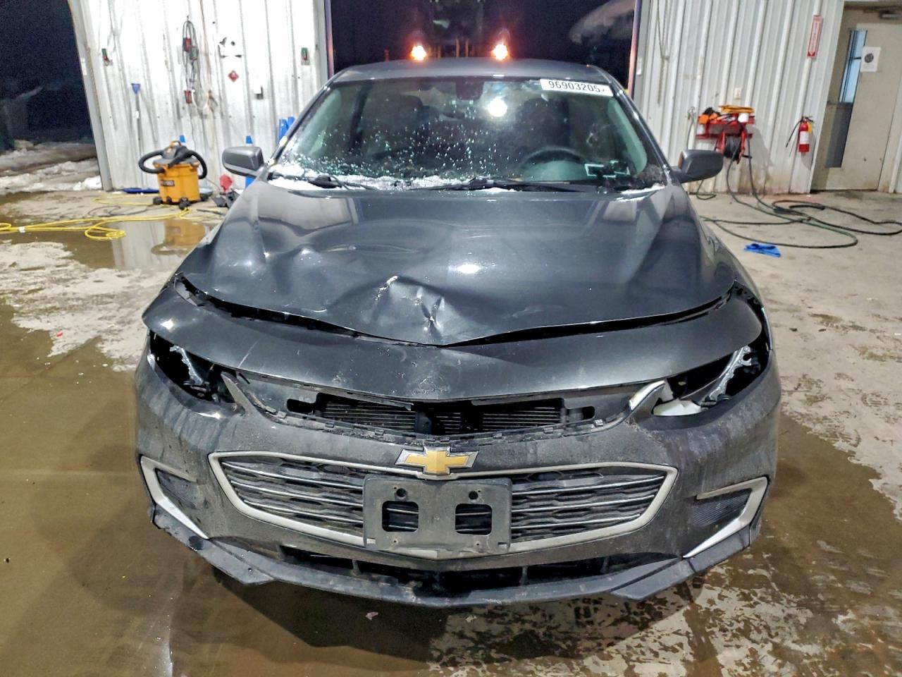 2018 CHEVROLET MALIBU LS photo 5