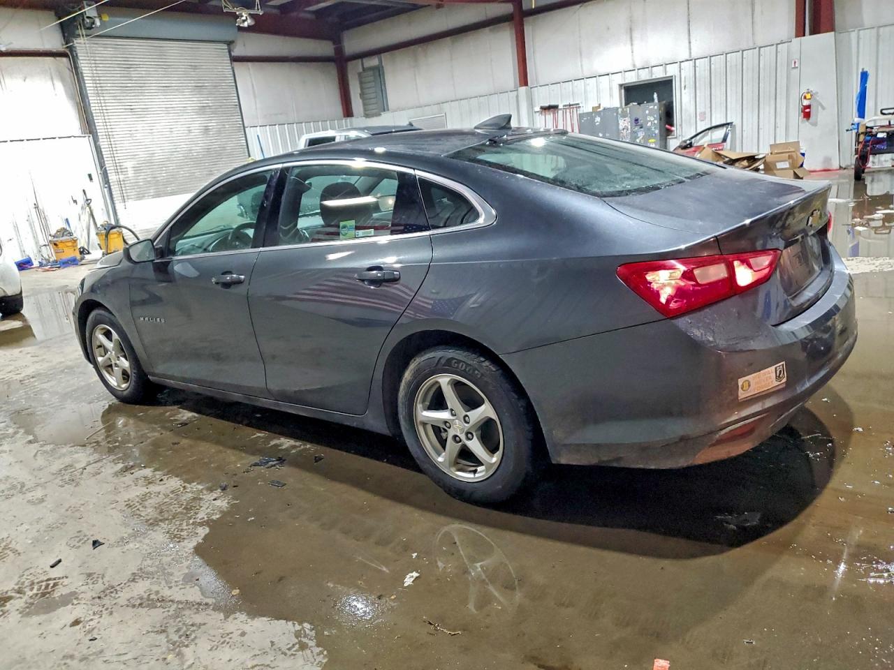 2018 CHEVROLET MALIBU LS photo 2