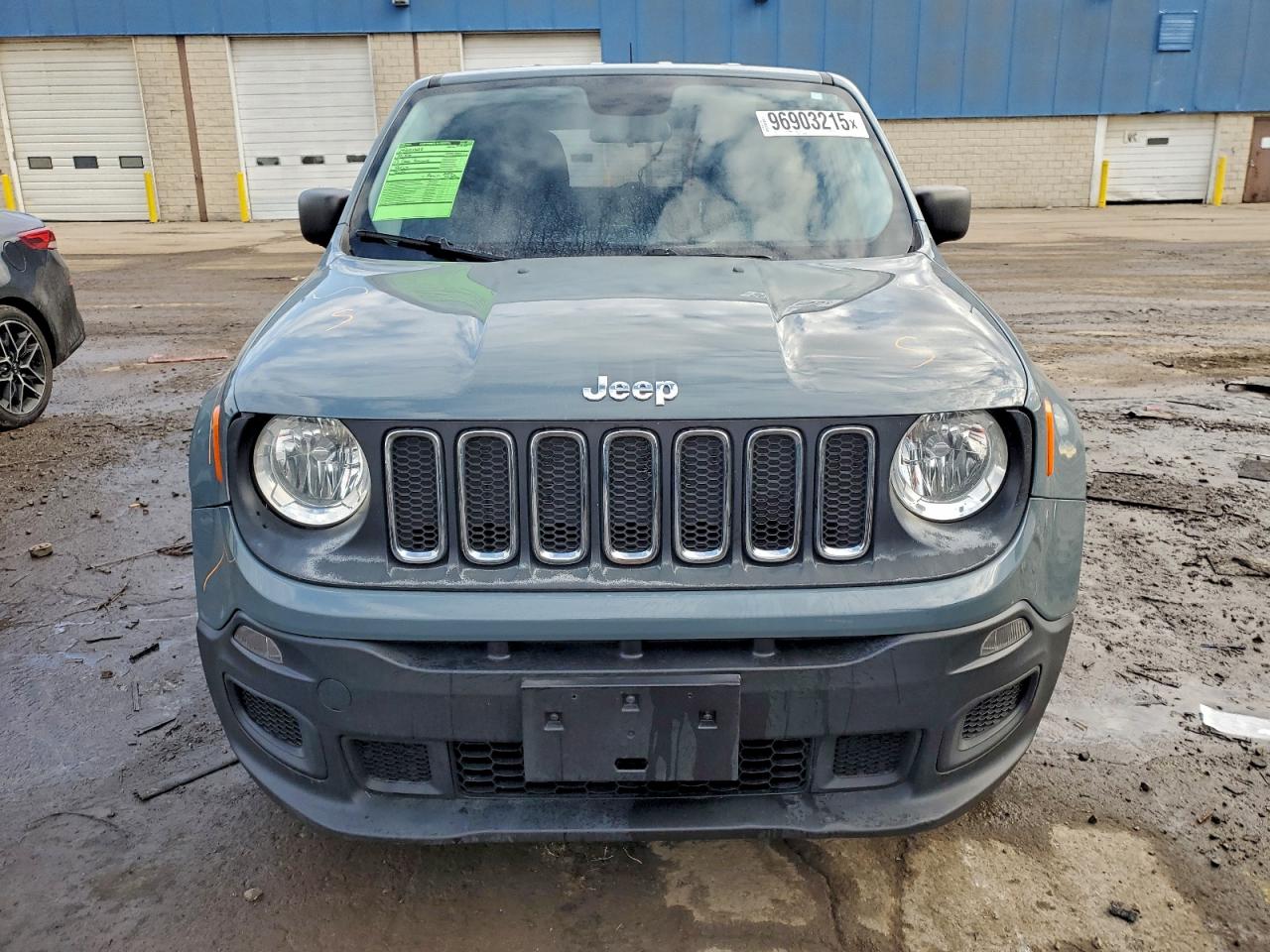 2017 JEEP RENEGADE SPORT photo 5