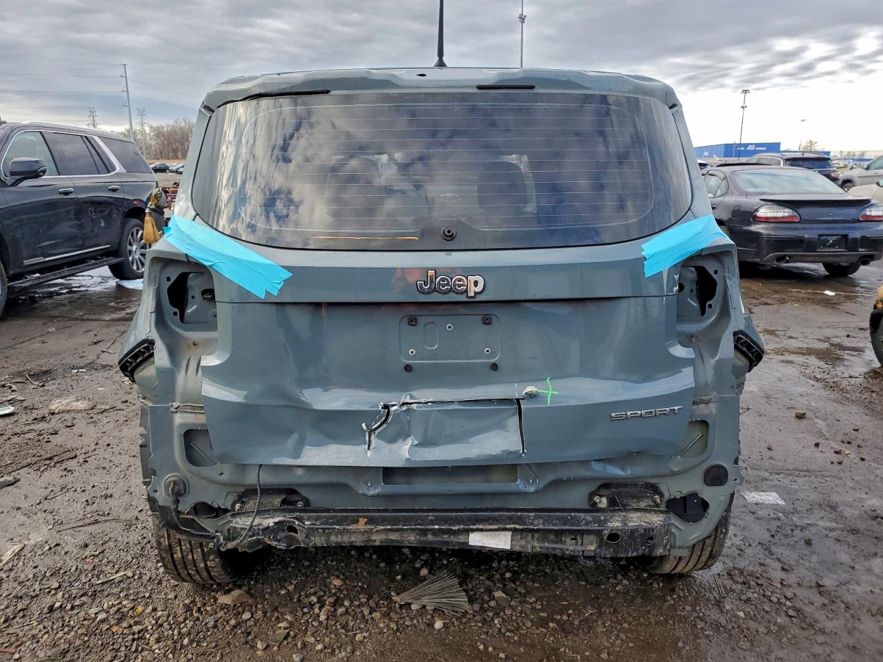 2017 JEEP RENEGADE SPORT photo 6