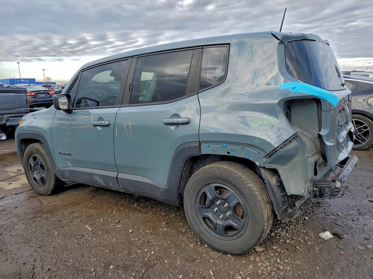 2017 JEEP RENEGADE SPORT photo 2