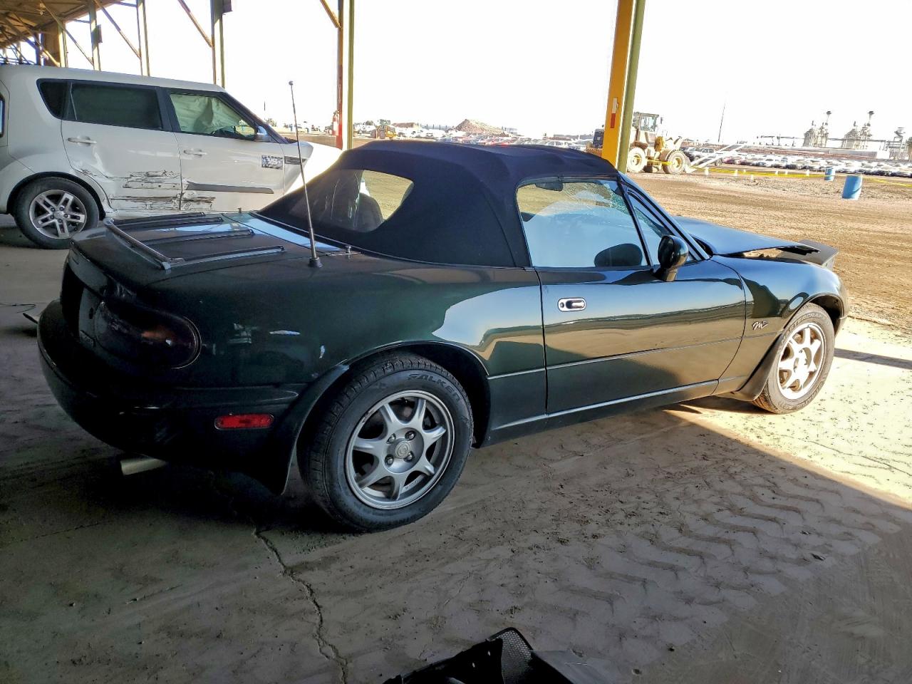 1997 MAZDA MX-5 MIATA photo 3