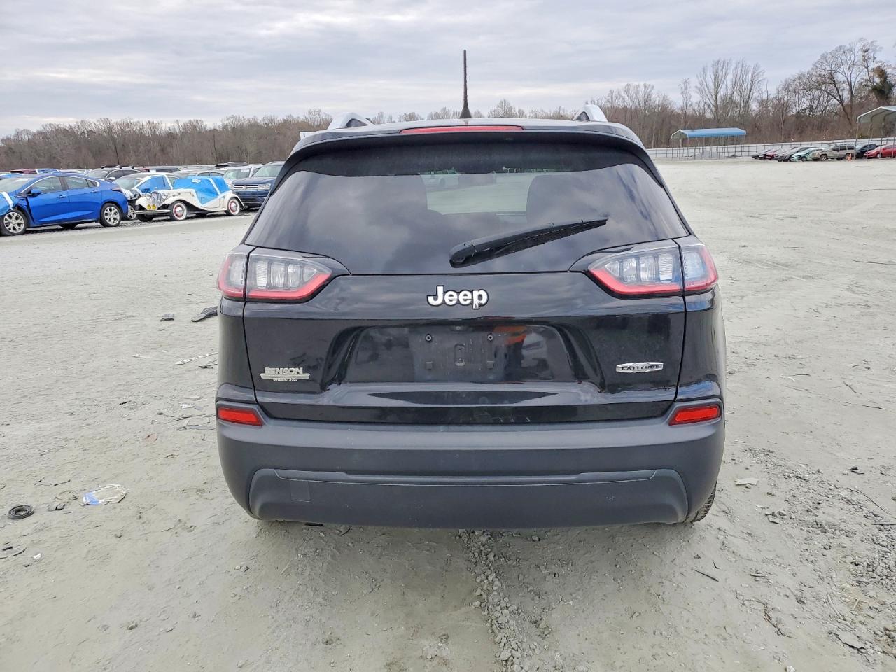 2019 JEEP CHEROKEE LATITUDE photo 6