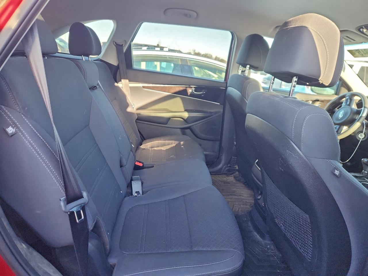 2017 KIA SORENTO LX V6 photo 11
