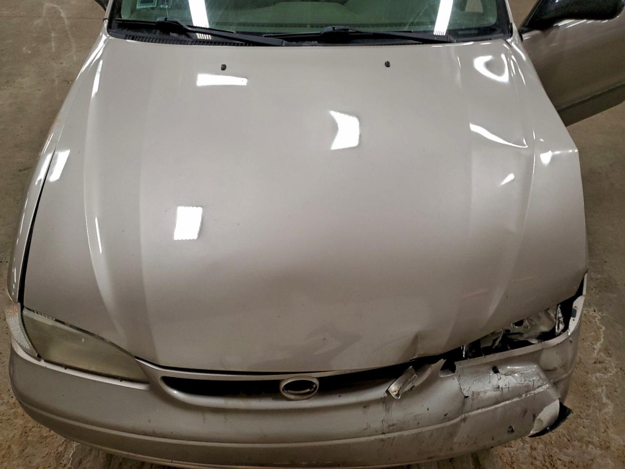 2000 TOYOTA COROLLA VE photo 11