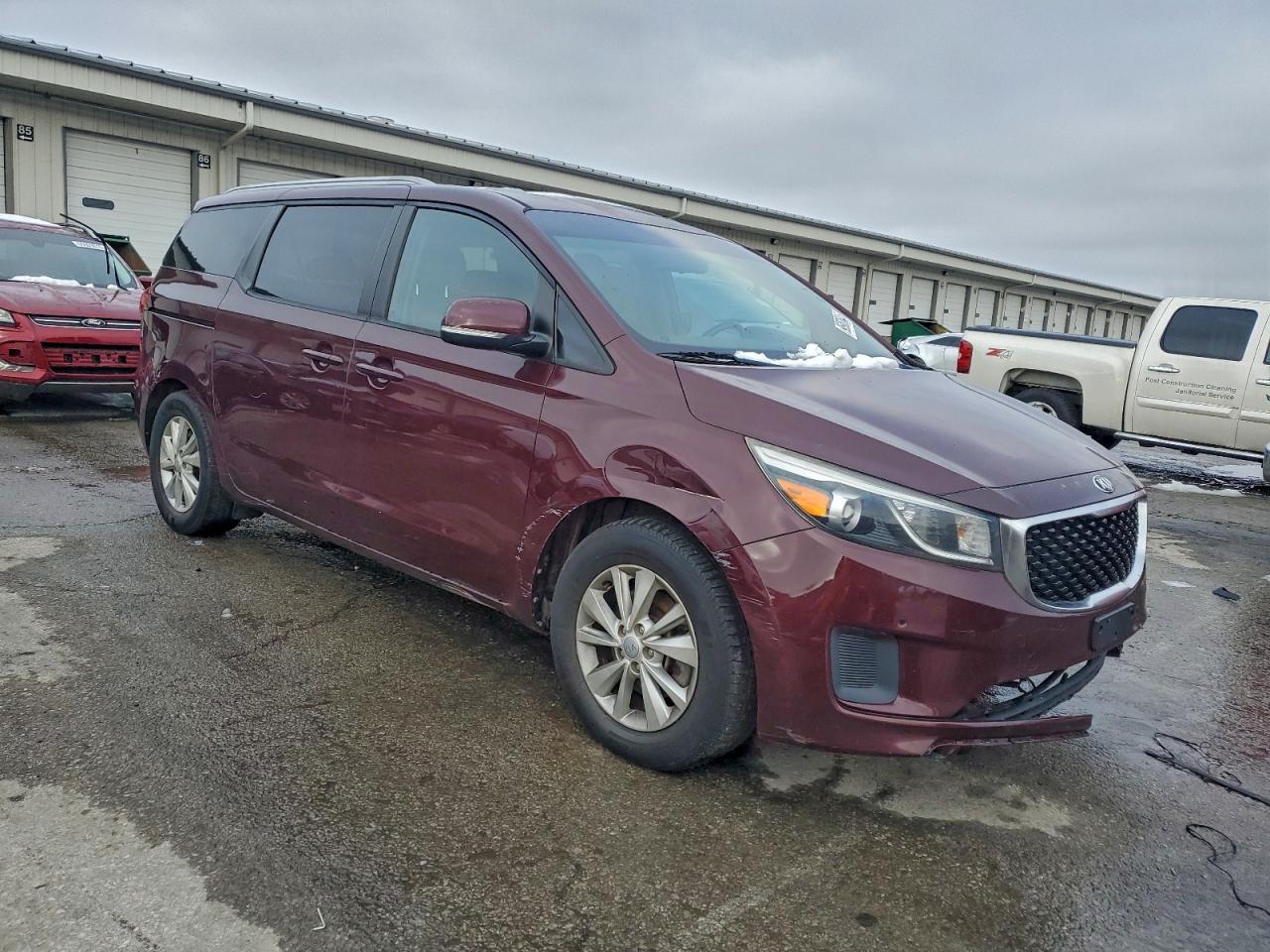 2017 KIA SEDONA LX photo 4
