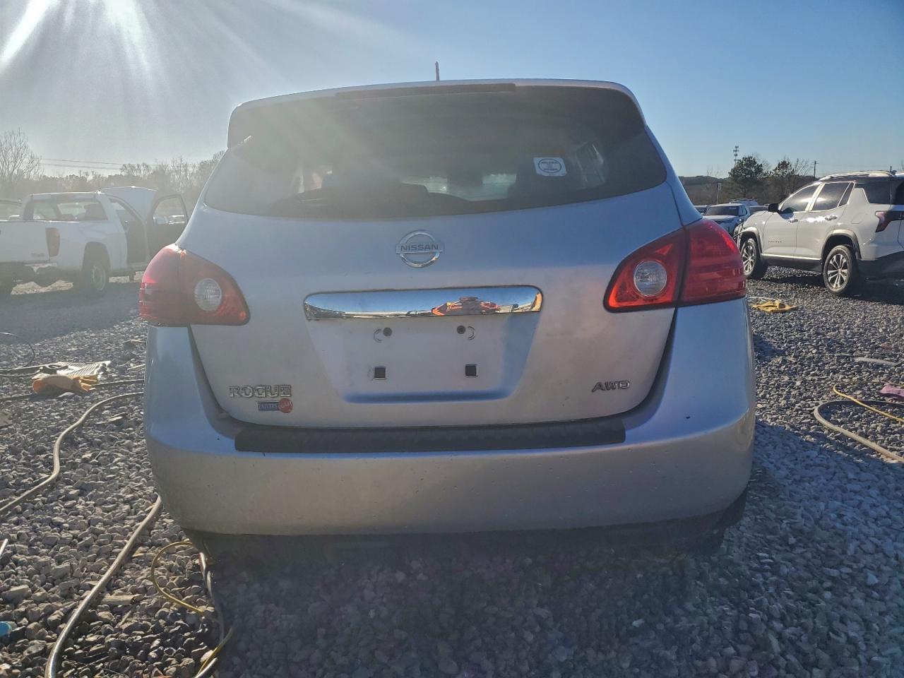 2011 NISSAN ROGUE S photo 6