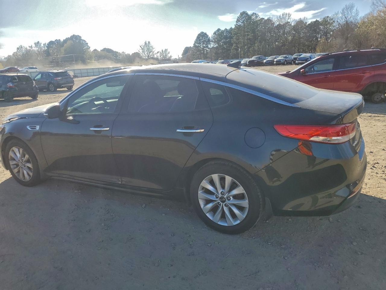 2017 KIA OPTIMA EX photo 2