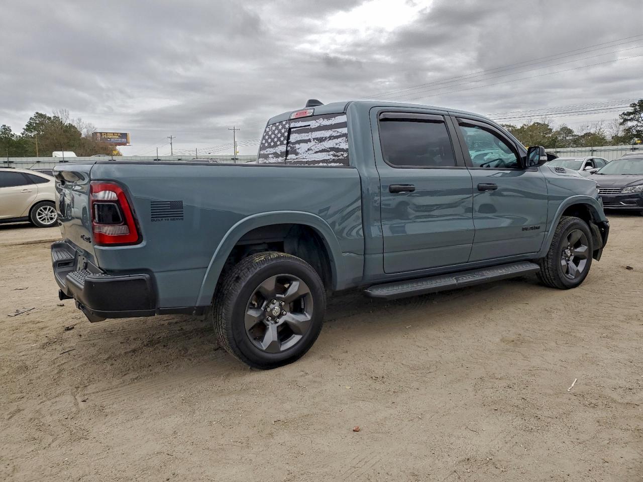 2021 RAM 1500 BIG HORN/LONE STAR photo 3