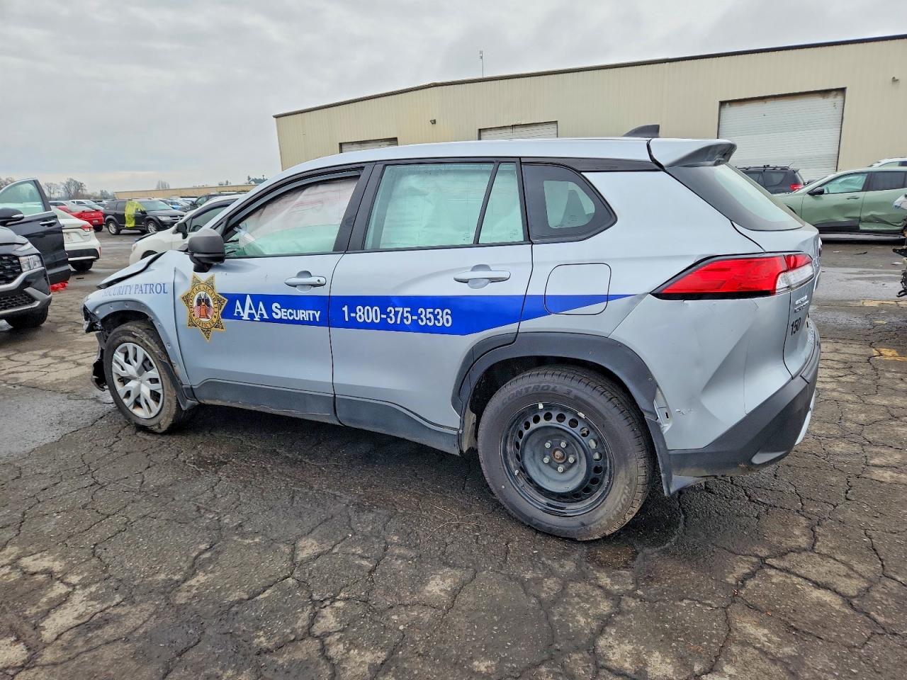 2022 TOYOTA COROLLA CROSS photo 3