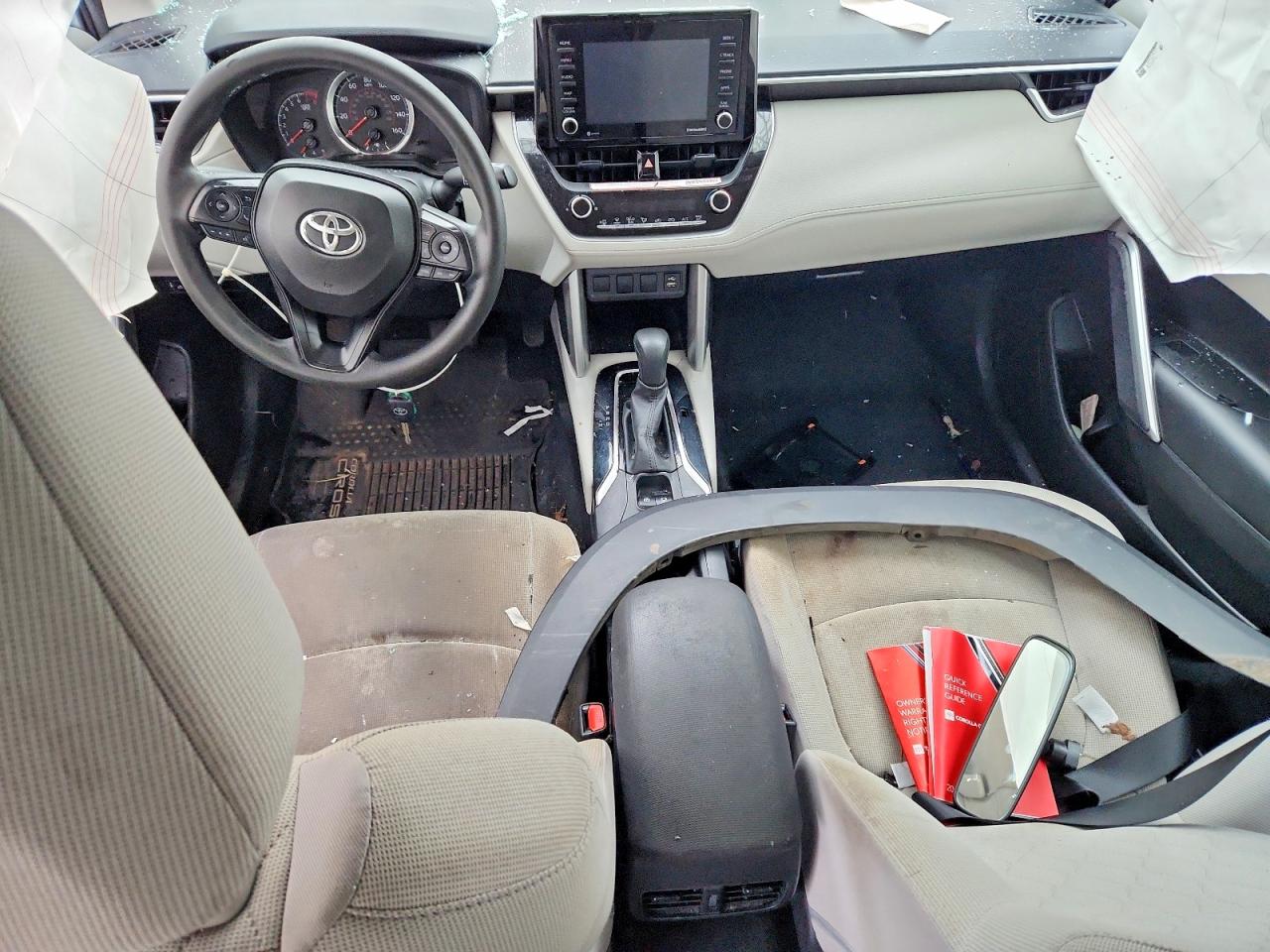2022 TOYOTA COROLLA CROSS photo 15