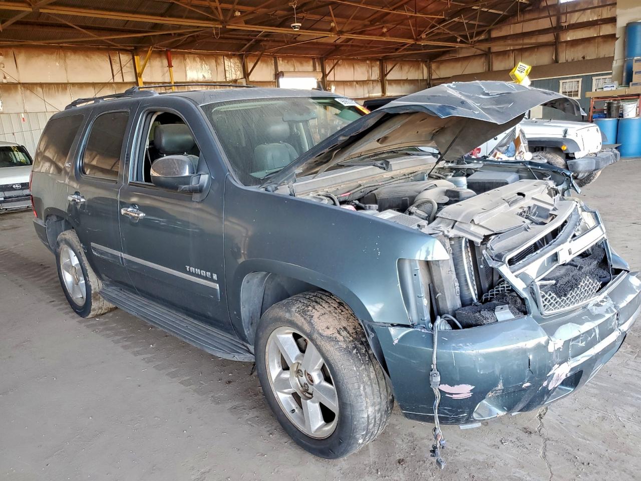 2009 CHEVROLET TAHOE K1500 LTZ photo 4