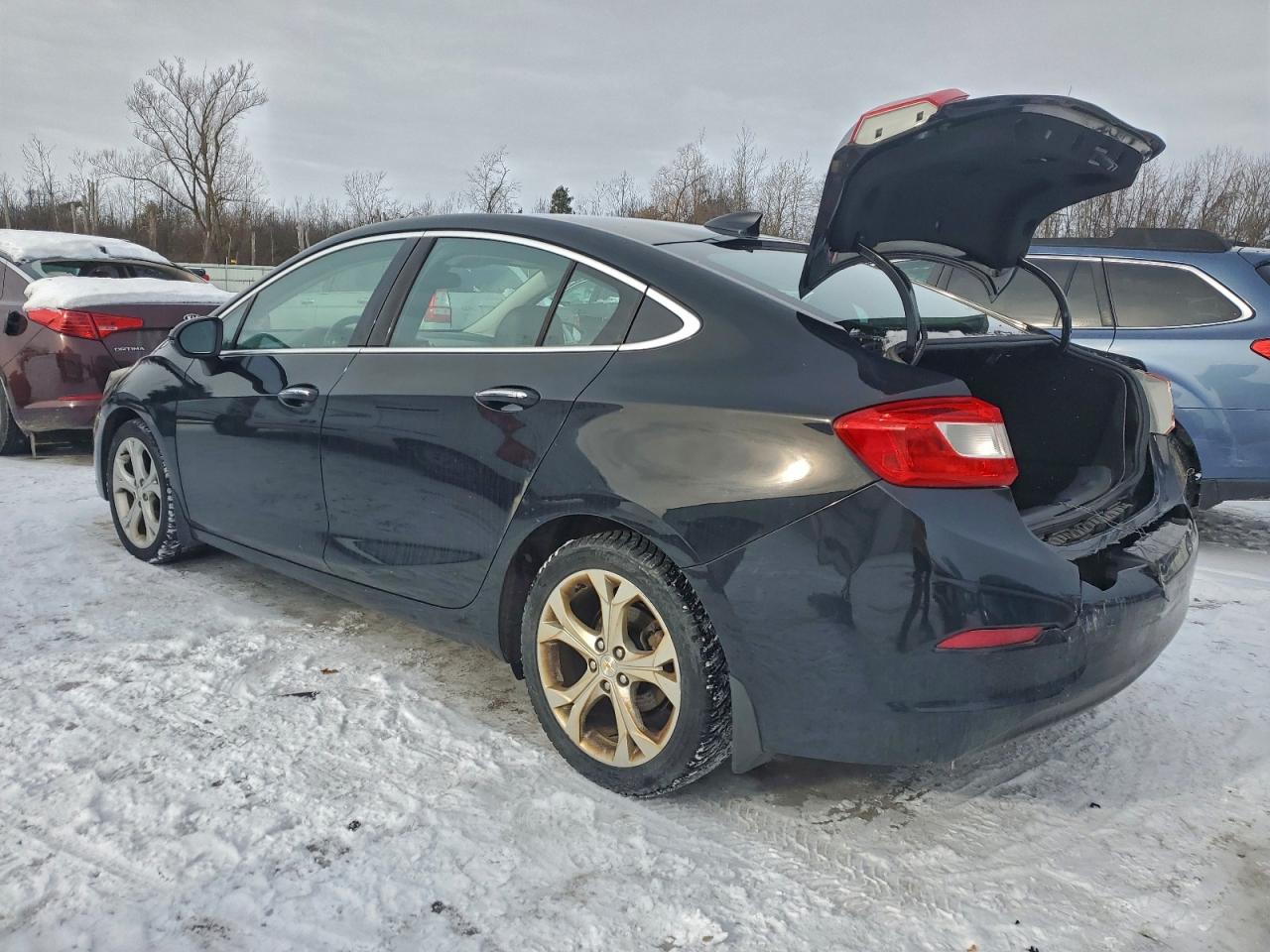 2016 CHEVROLET CRUZE PREMIER photo 3