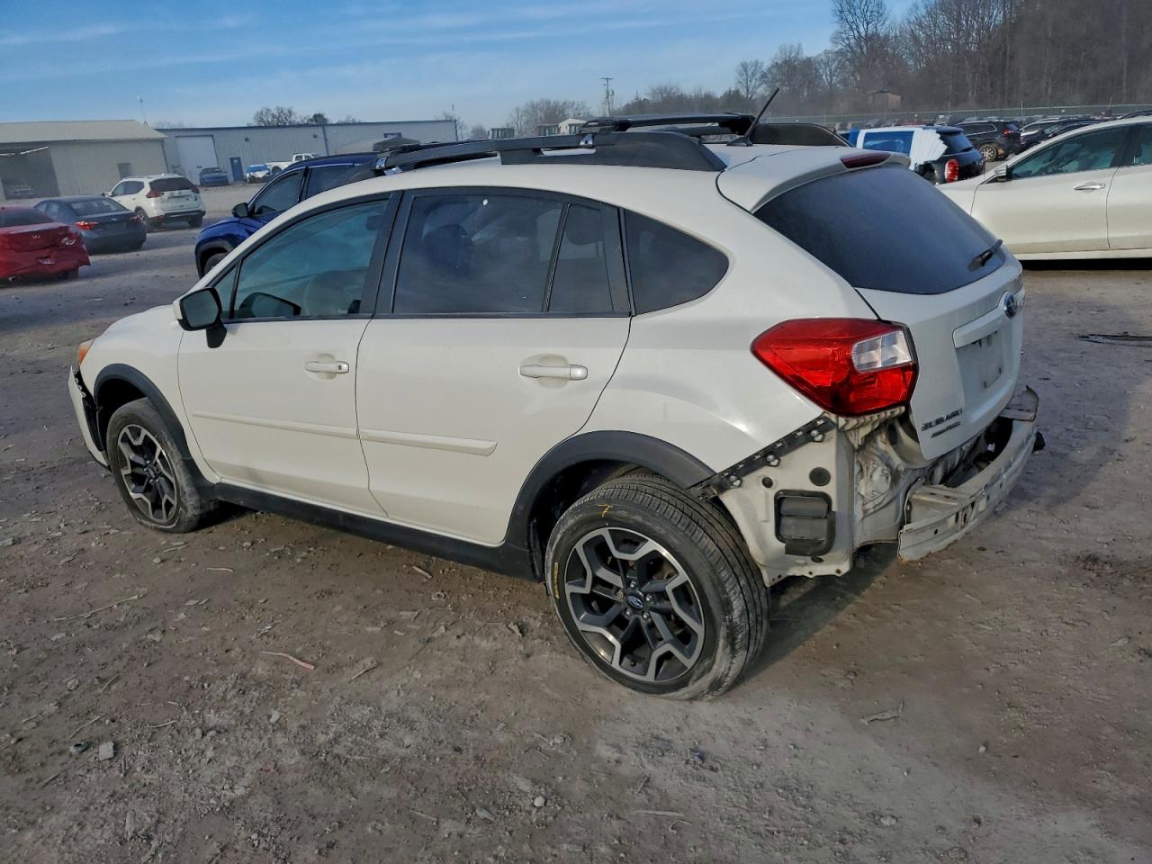 2017 SUBARU CROSSTREK PREMIUM photo 2