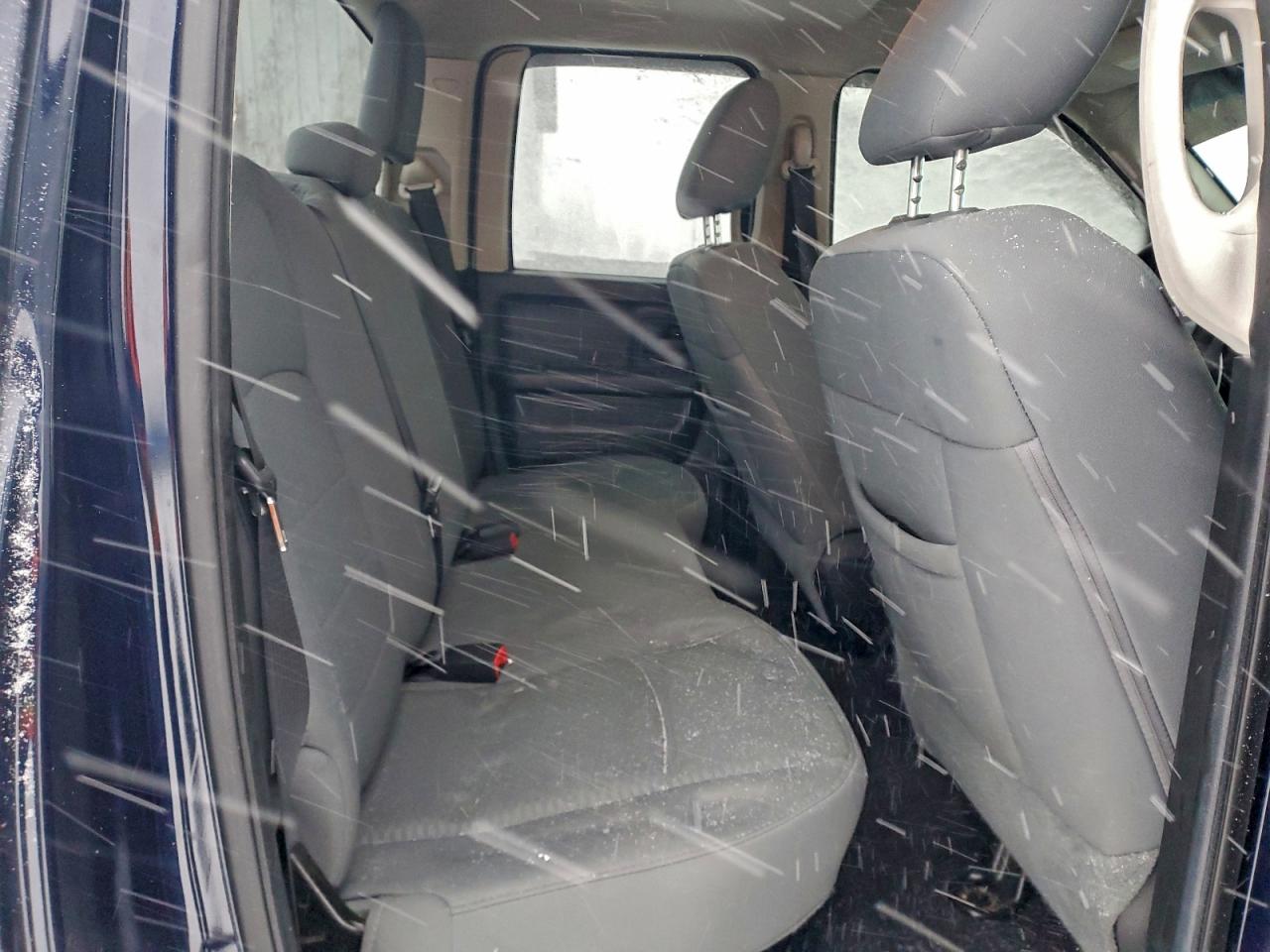 2013 RAM 1500 ST photo 10
