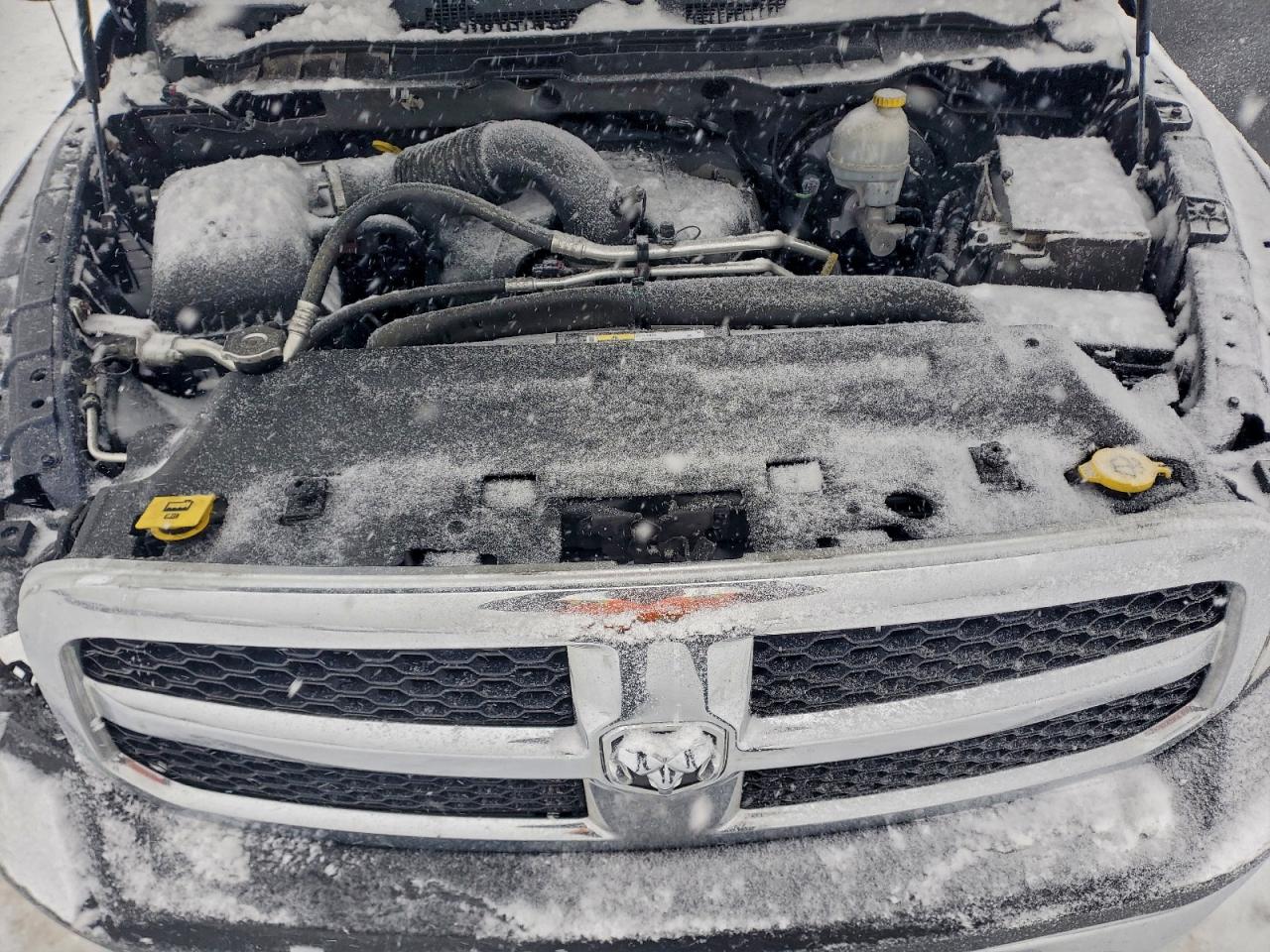 2013 RAM 1500 ST photo 11