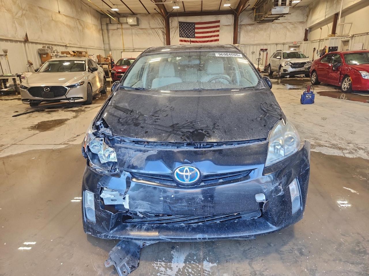 2010 TOYOTA PRIUS photo 5