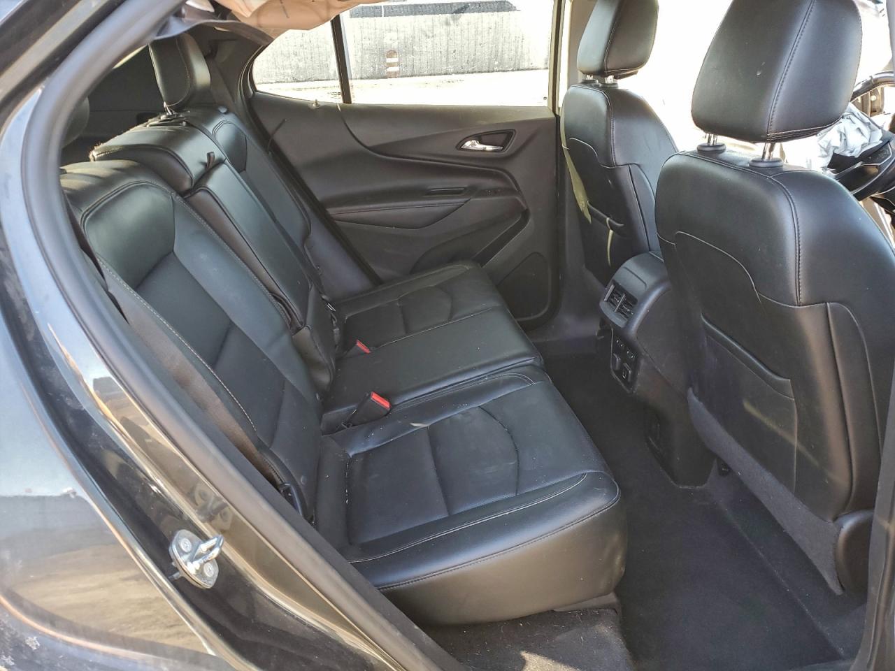2018 CHEVROLET EQUINOX PREMIER photo 11